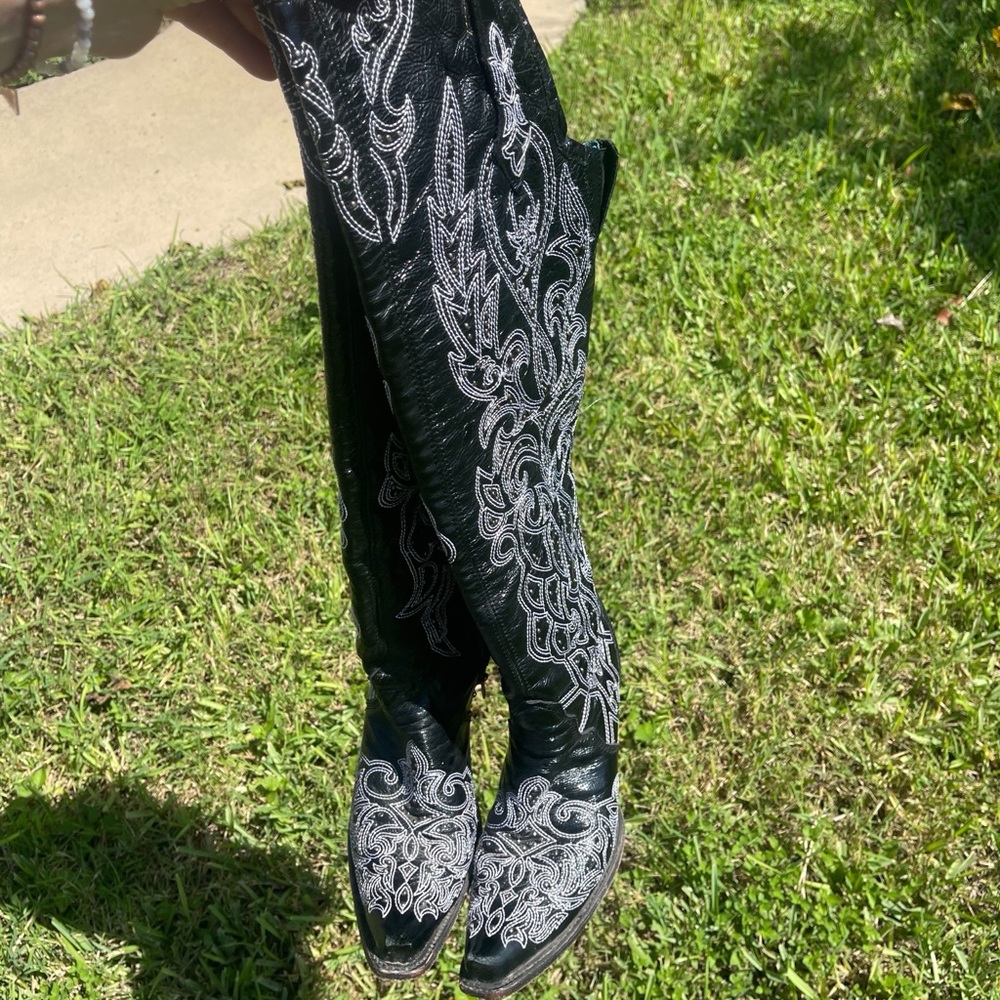 Corral Embroidered Cowboy Boots